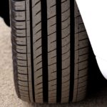 Víte, jak poznat ojeté pneumatiky?